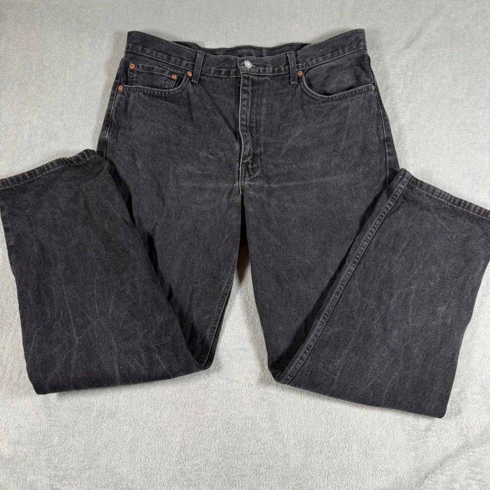 Levi's 550 Relaxed Fit Jeans Mens 38x34 Black Denim Tapered Leg 00550-0260